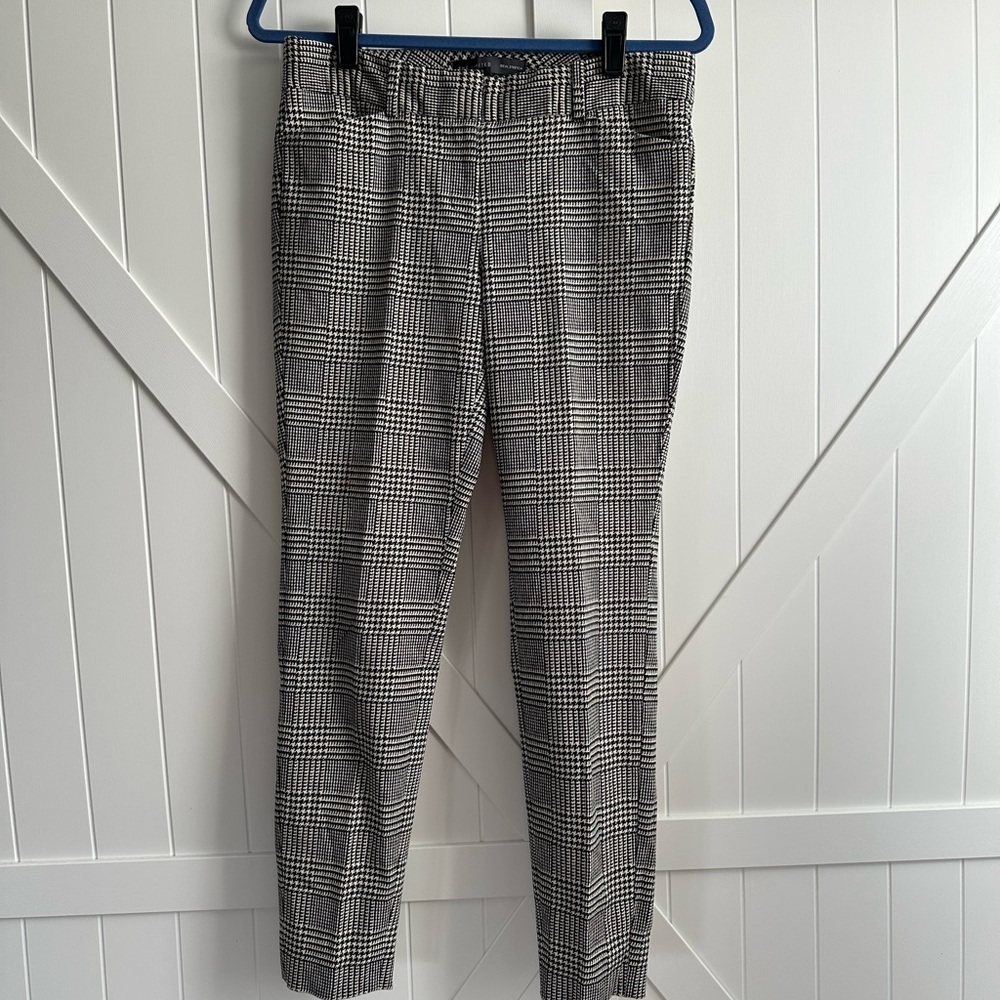 The Limited Size 6 Women’s Plaid Ankle Pants Black Cream Career Stretch Chic